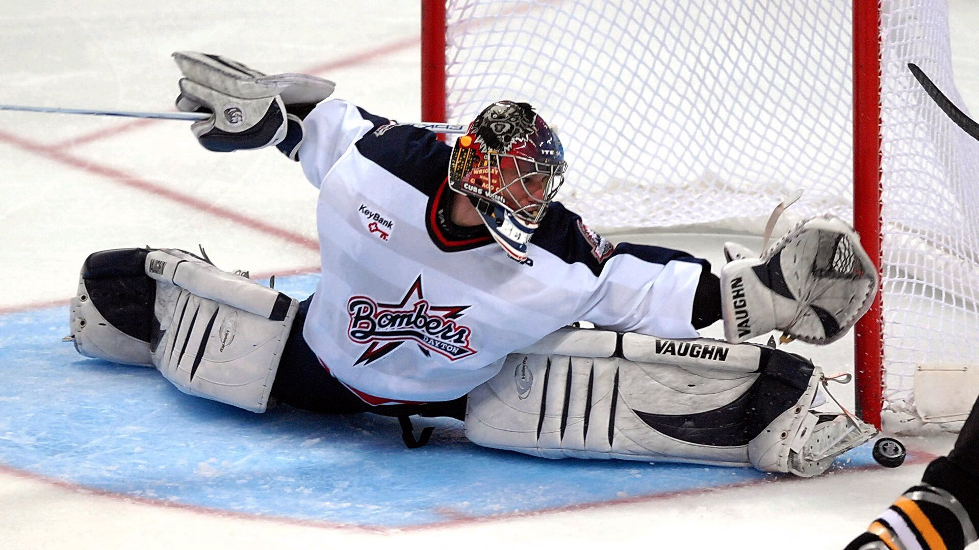 开云体育app入口-中后卫球员传球能力是否正在成为新标配，后卫给中锋传球